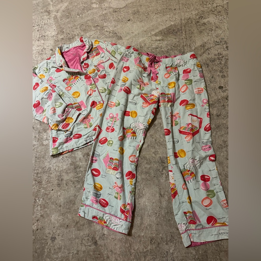 ***RARE*** Nick & Nora Macaron Flannel Sleepwear Set sz large guc